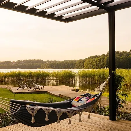 Miedzy Drzewami 度假居 奥尔什丁